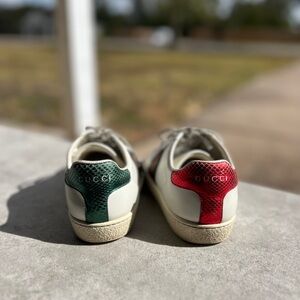 Gucci Women White Sneakers with Red and Green Accents